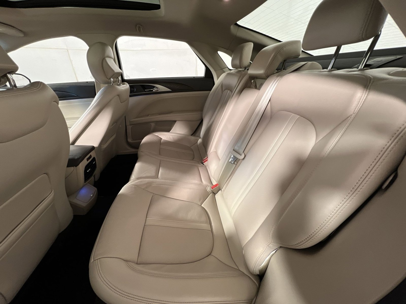 Used 2018 Lincoln MKZ Reserve w/ Climate Package image 25