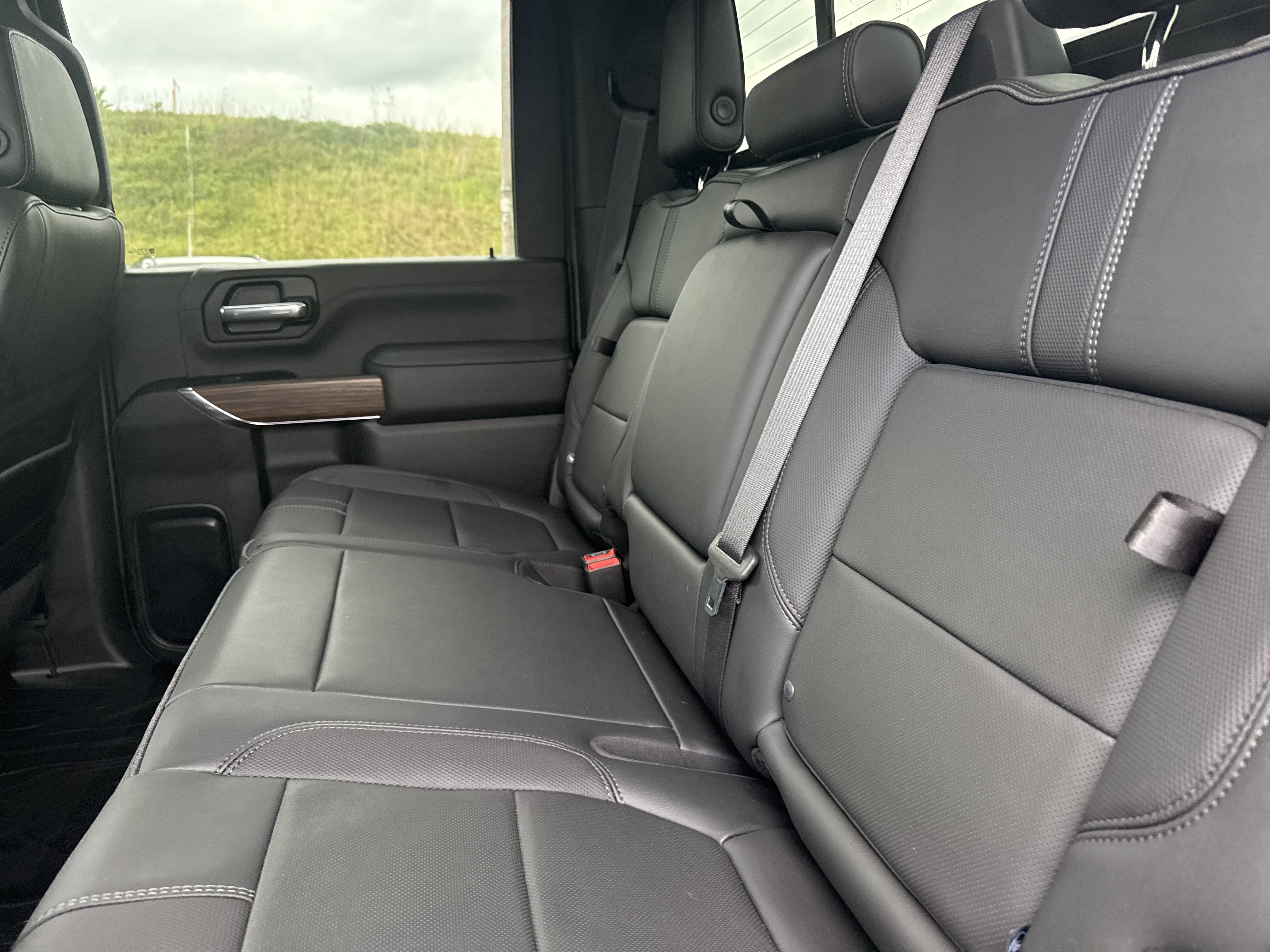 Used 2022 Chevrolet Silverado 2500 High Country AWD/4WD image 13