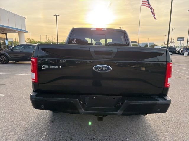 Used 2017 Ford F150 XLT w/ Equipment Group 302A Luxury image 5