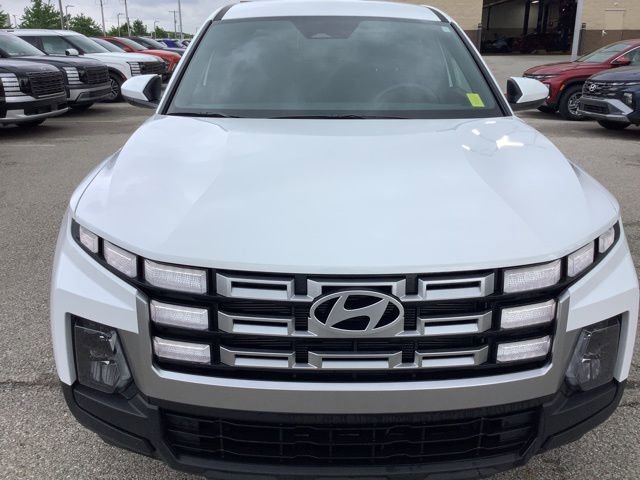 Certified 2026 Hyundai Santa Cruz SE FWD image 3