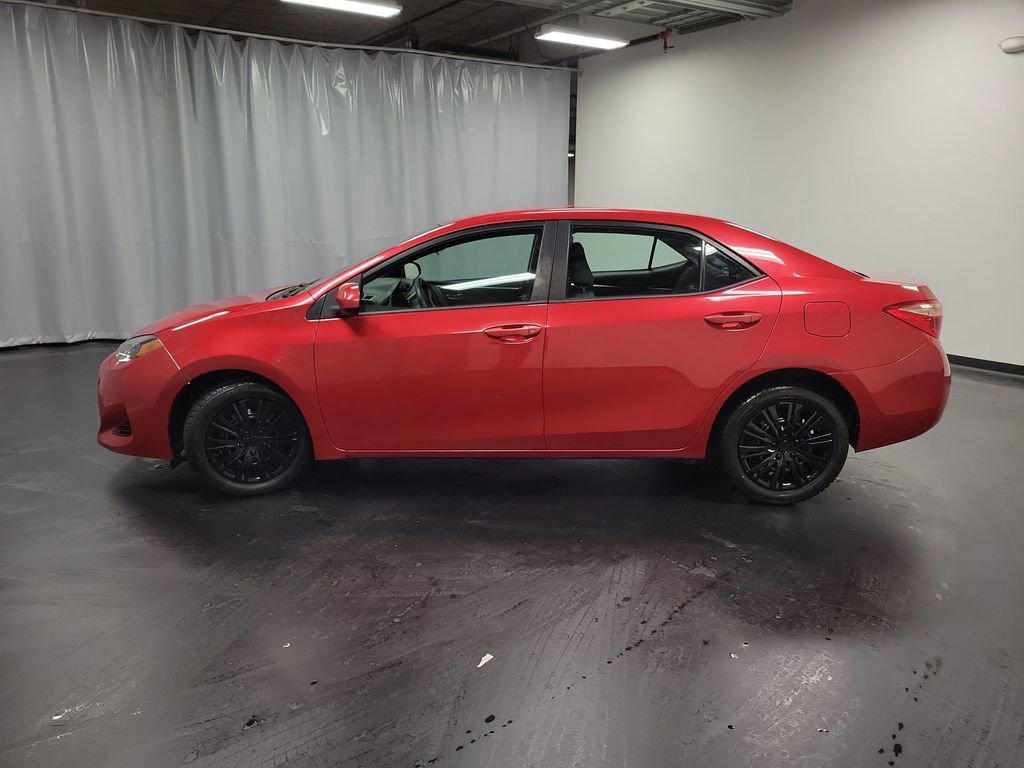Used 2018 Toyota Corolla LE w/ Carpet Mat Package (TMS) image 5