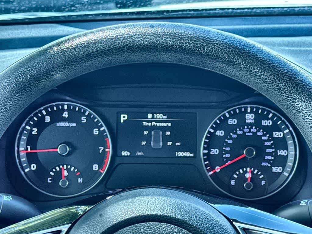 Used 2024 Kia Forte LXS FWD image 16