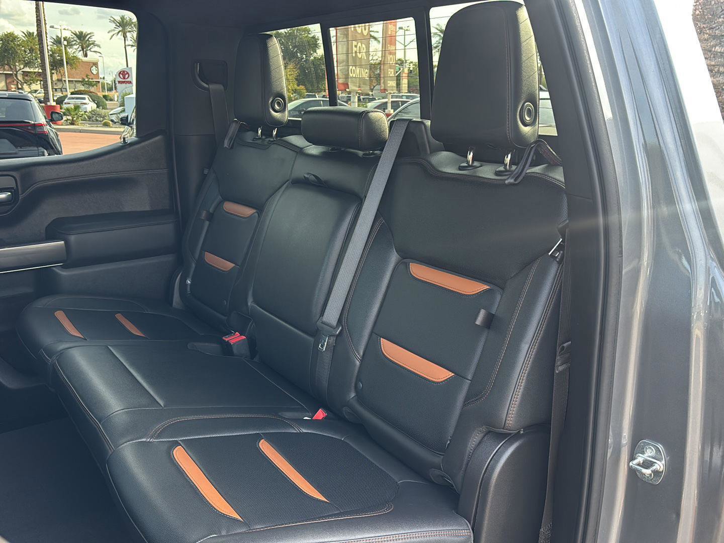 Used 2021 GMC Sierra 1500 AT4 w/ Technology Package image 14