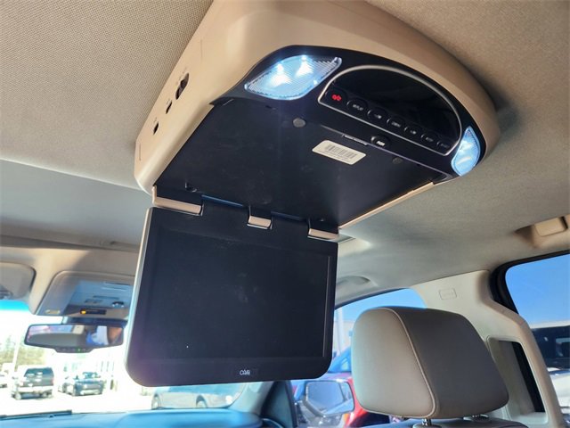 Used 2020 Chevrolet Suburban Premier image 27