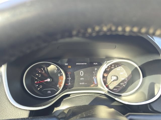 Used 2019 Jeep Compass Latitude FWD image 11