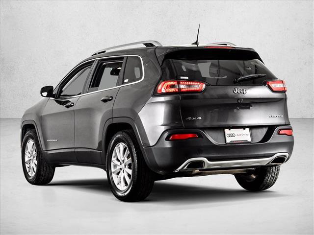 Used 2017 Jeep Cherokee Limited AWD/4WD image 8