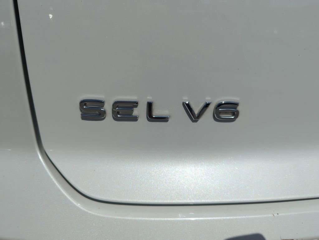 Used 2022 Volkswagen Atlas Cross Sport SEL Premium R-Line AWD/4WD image 45