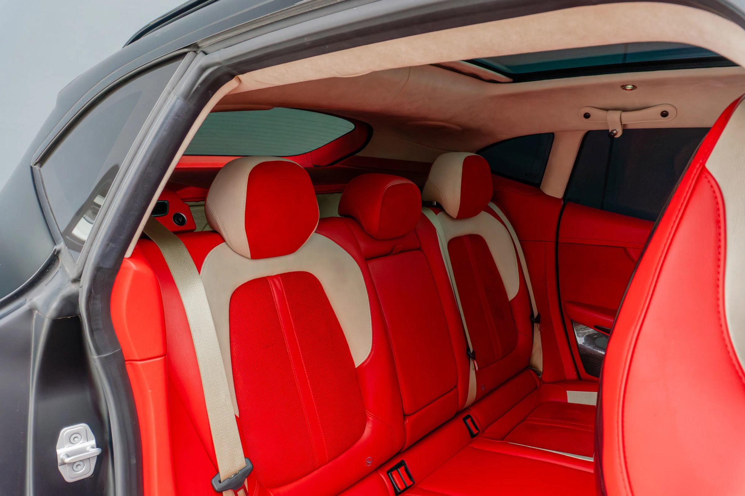 Used 2023 Aston Martin DBX 707 AWD/4WD image 56