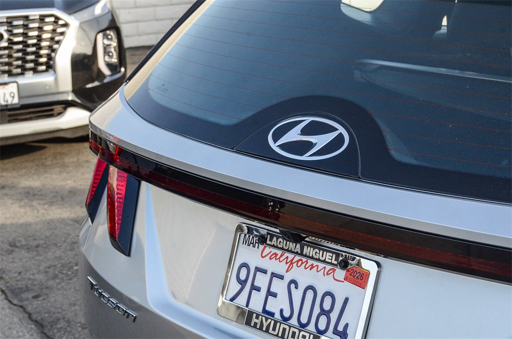Certified 2023 Hyundai Tucson SE image 8