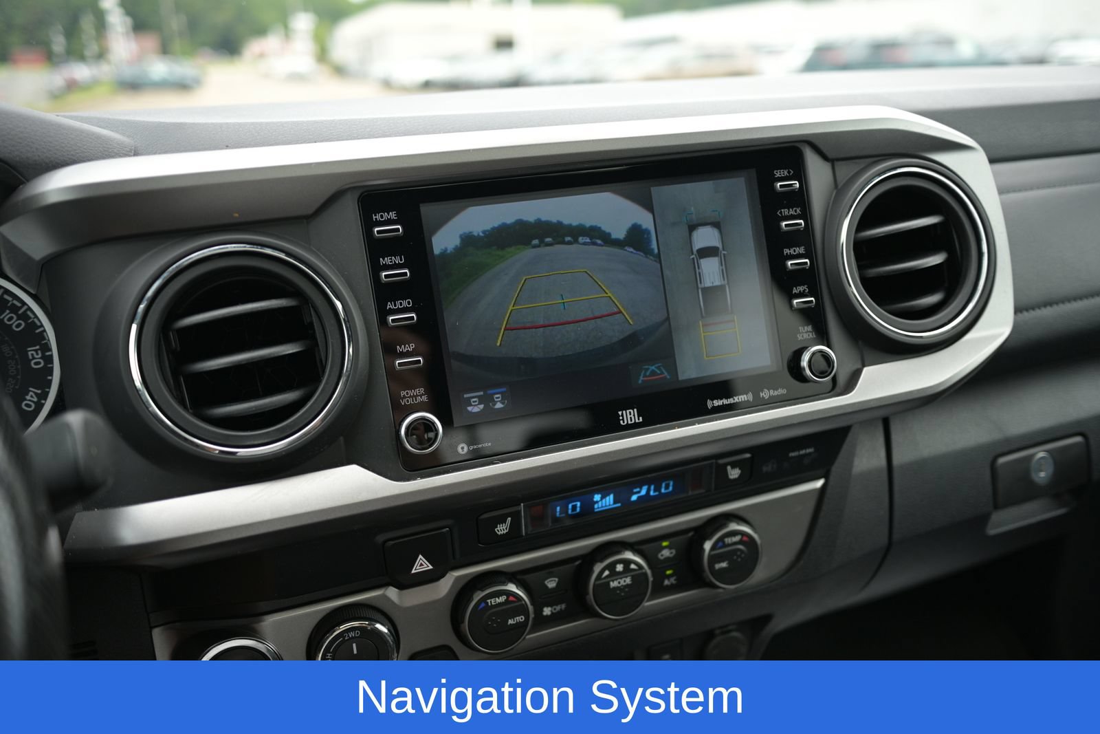 Used 2022 Toyota Tacoma Limited AWD/4WD image 27