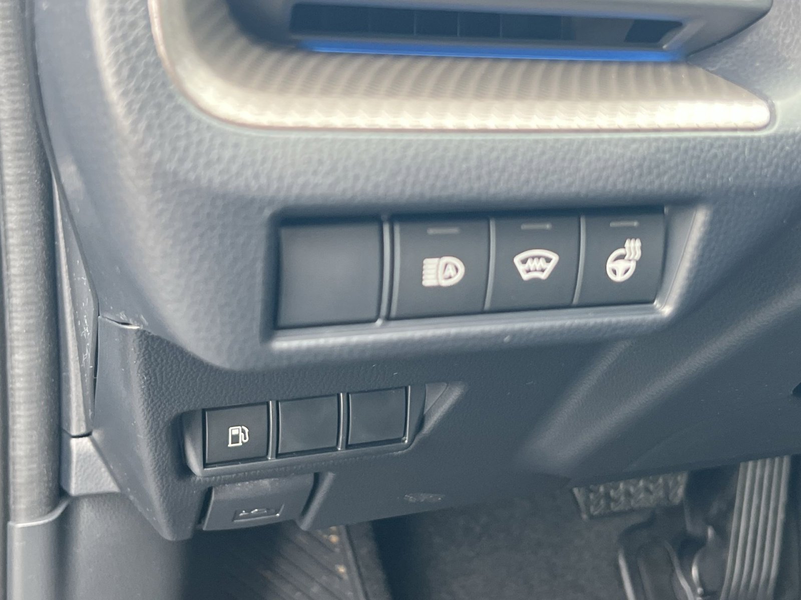 New 2026 Toyota Prius XLE image 23