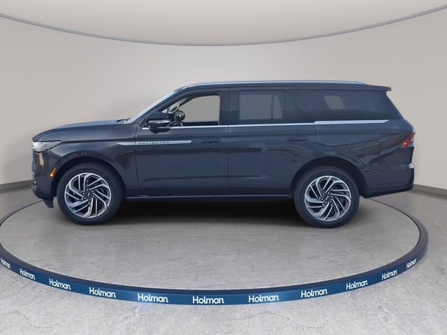 New 2025 Lincoln Navigator Reserve image 8