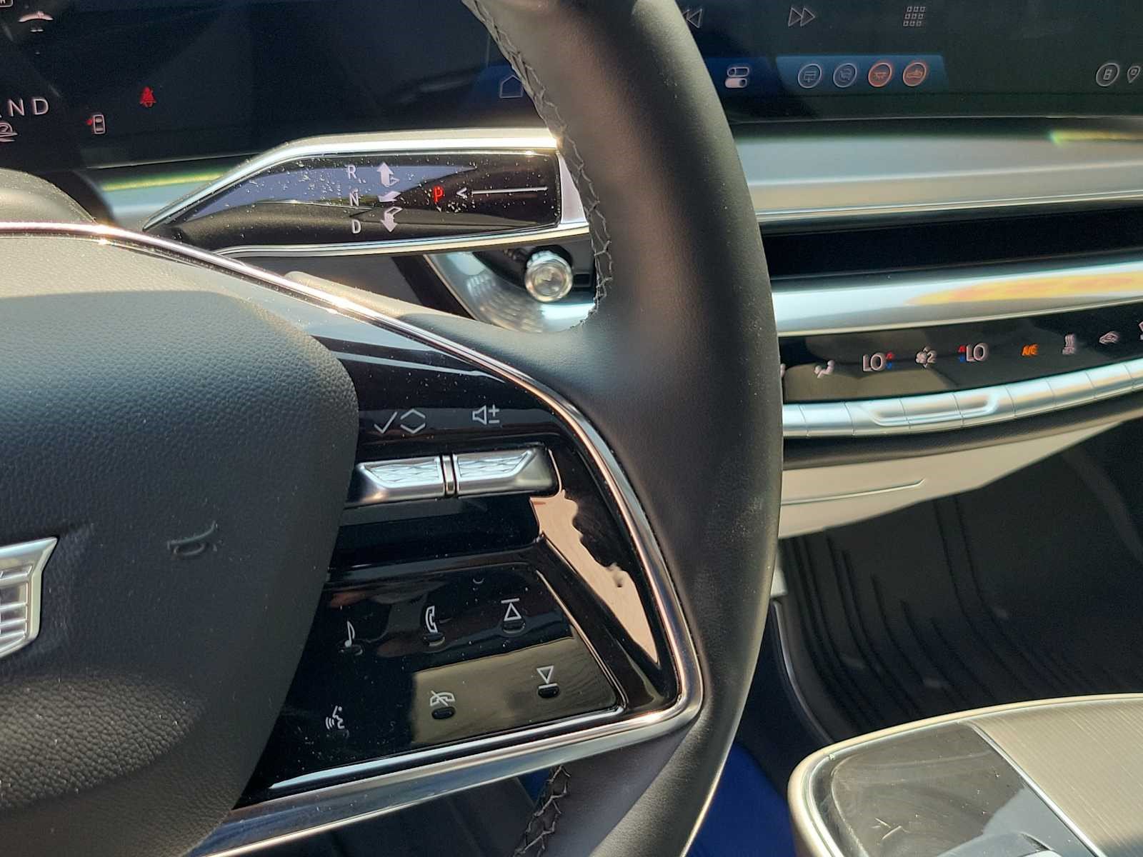 Used 2024 Cadillac Lyriq Sport RWD image 19