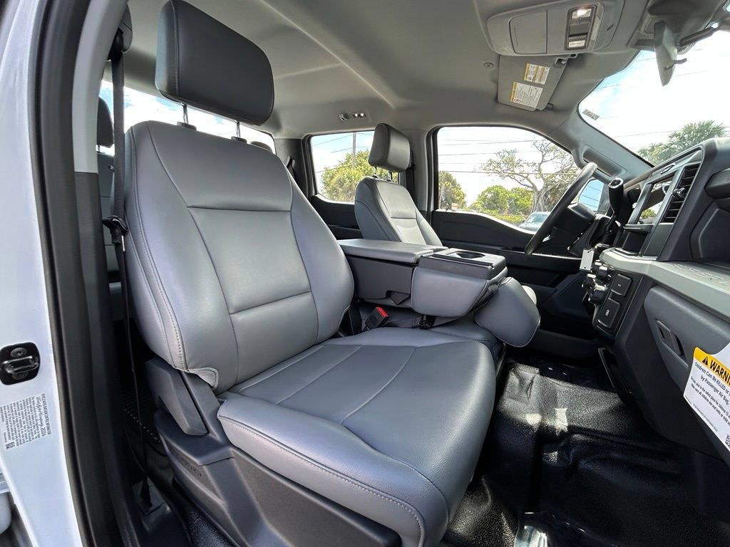 Used 2025 Ford F450 XL AWD/4WD image 28