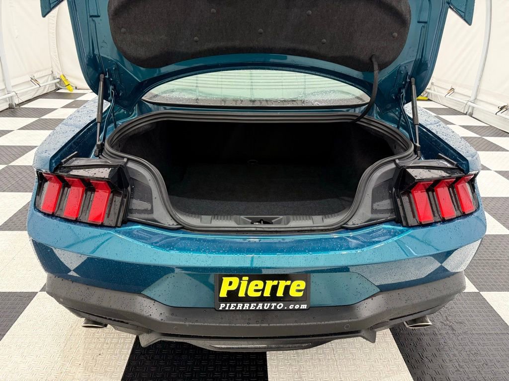 New 2026 Ford Mustang GT Premium w/ GT Performance Package image 4