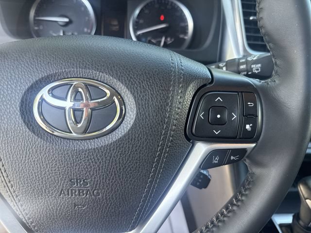 Used 2019 Toyota Highlander Limited FWD image 20