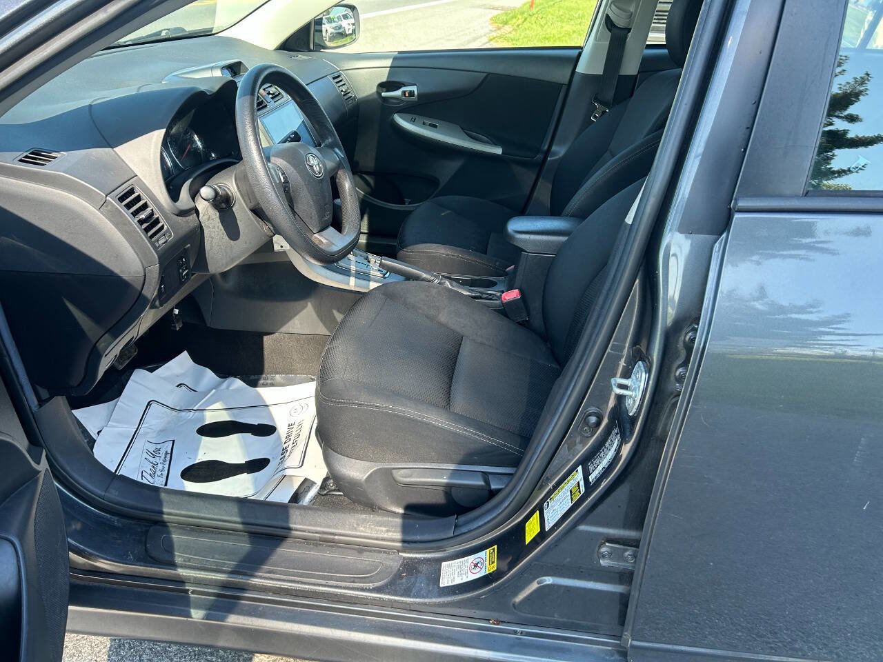 Used 2012 Toyota Corolla S image 14
