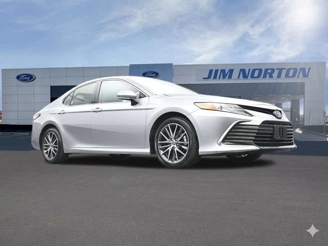 Used 2024 Toyota Camry XLE FWD image 50