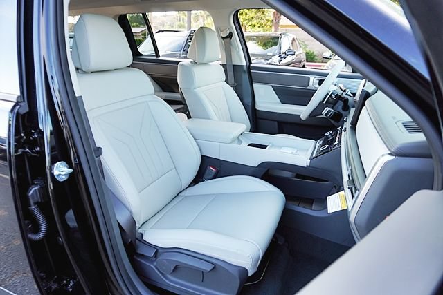 New 2026 Hyundai Santa Fe SEL FWD image 16