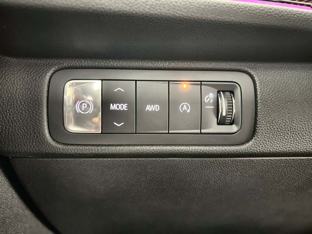 Certified 2024 Chevrolet Traverse RS AWD/4WD image 19