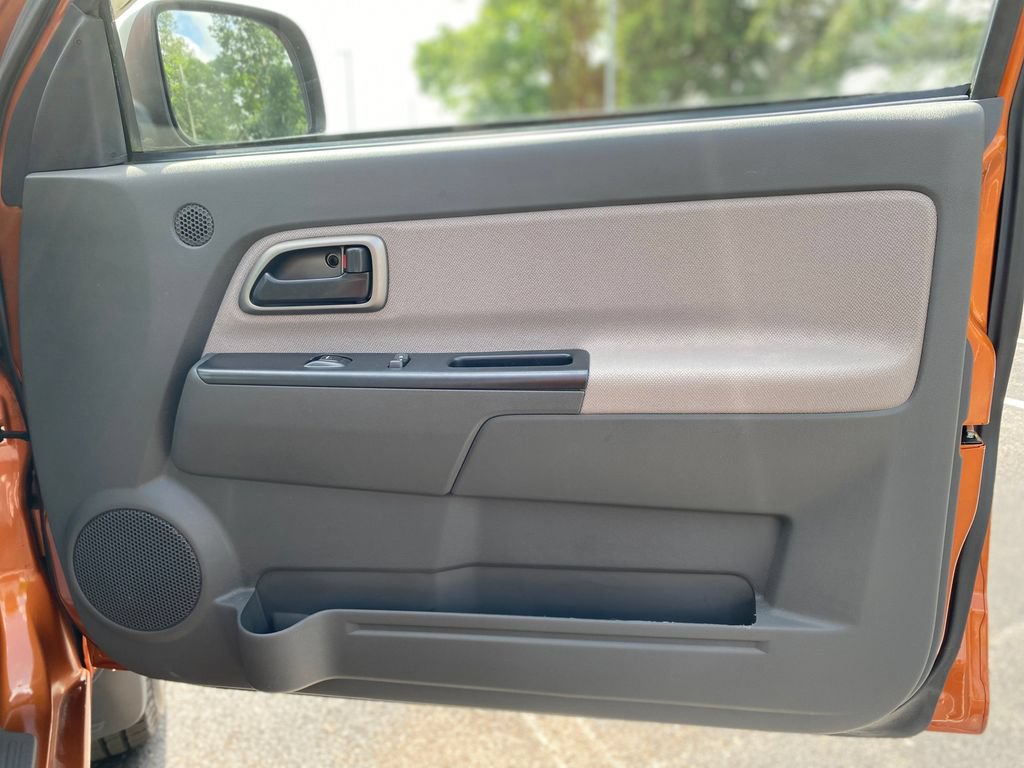 Used 2005 Chevrolet Colorado LS w/ Power Convenience Package AWD/4WD image 9