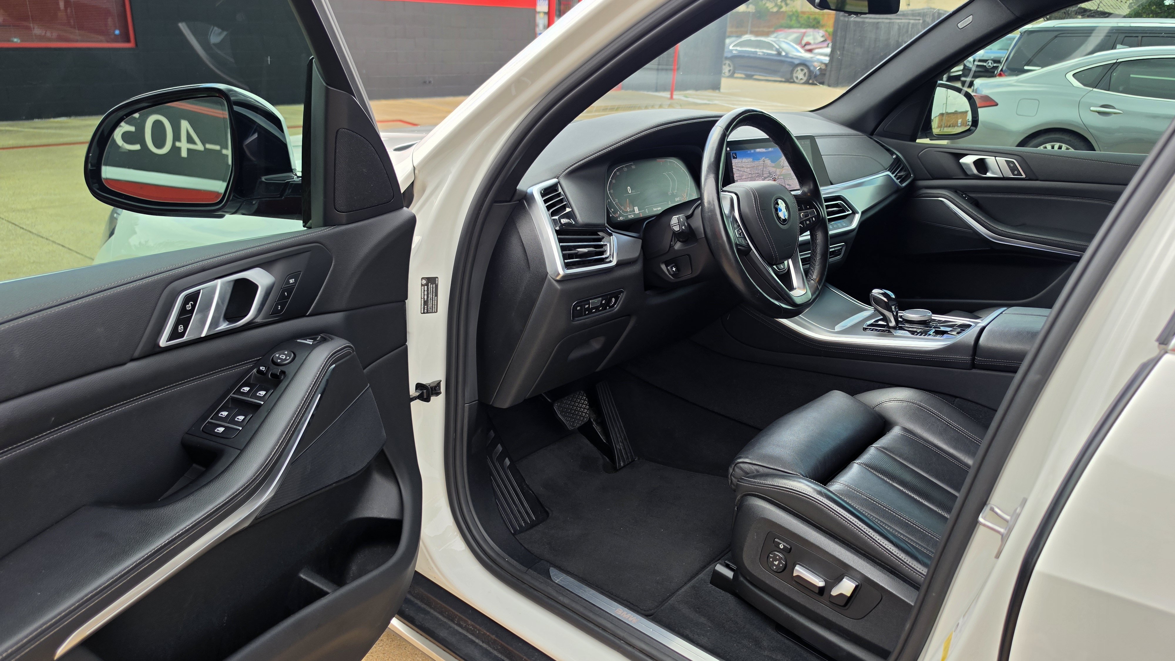 Used 2019 BMW X5 xDrive40i w/ Premium Package 2 AWD/4WD image 23