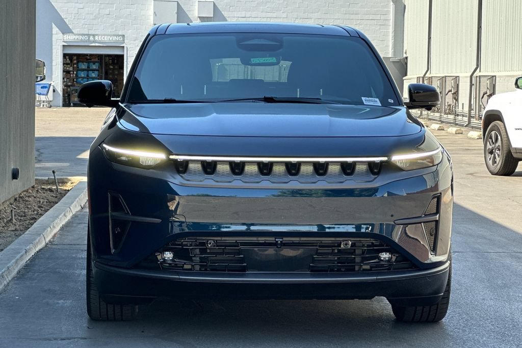 New 2025 Jeep Wagoneer S Limited AWD/4WD image 9
