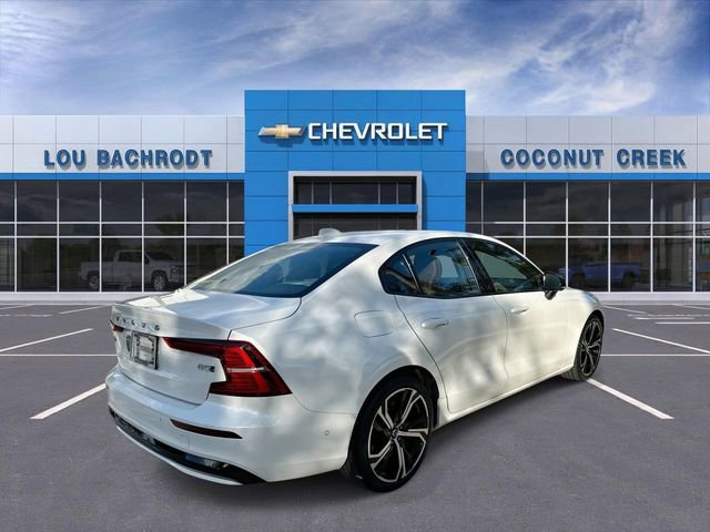 Used 2024 Volvo S60 B5 Ultimate image 8