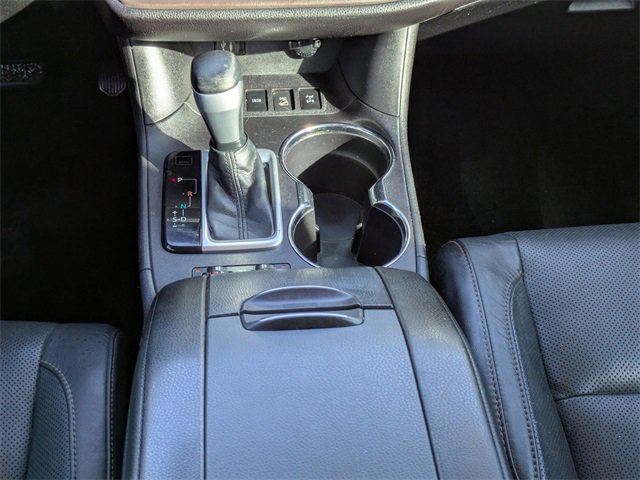 Used 2015 Toyota Highlander Limited image 22