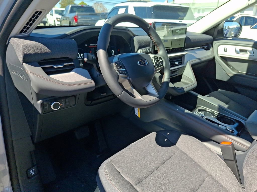 New 2026 Ford Explorer Active image 6