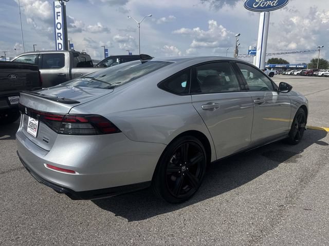 Used 2025 Honda Accord Sport image 4