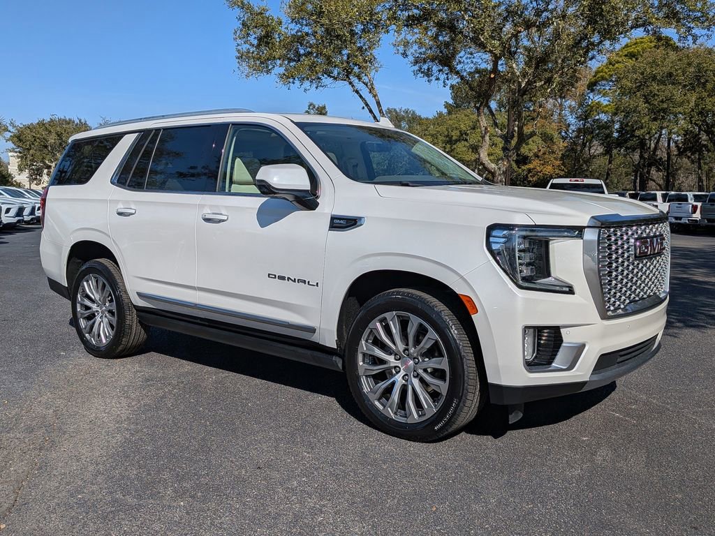 Used 2021 GMC Yukon Denali w/ Denali Premium Package image 2