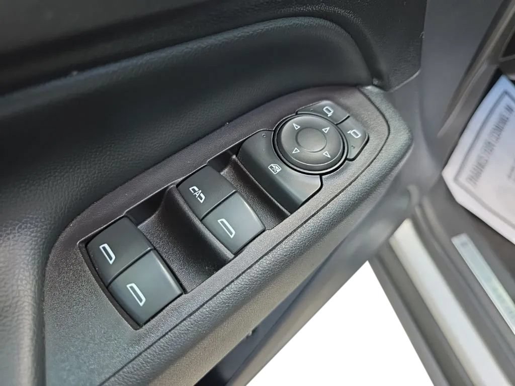 Used 2020 Chevrolet Equinox Premier AWD/4WD image 11