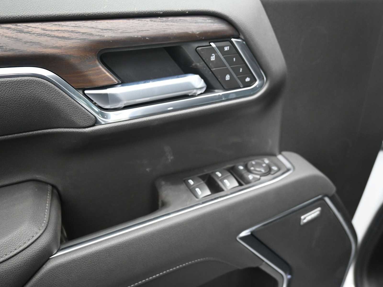 New 2026 GMC Sierra 1500 SLT w/ SLT Premium Plus Package AWD/4WD image 10