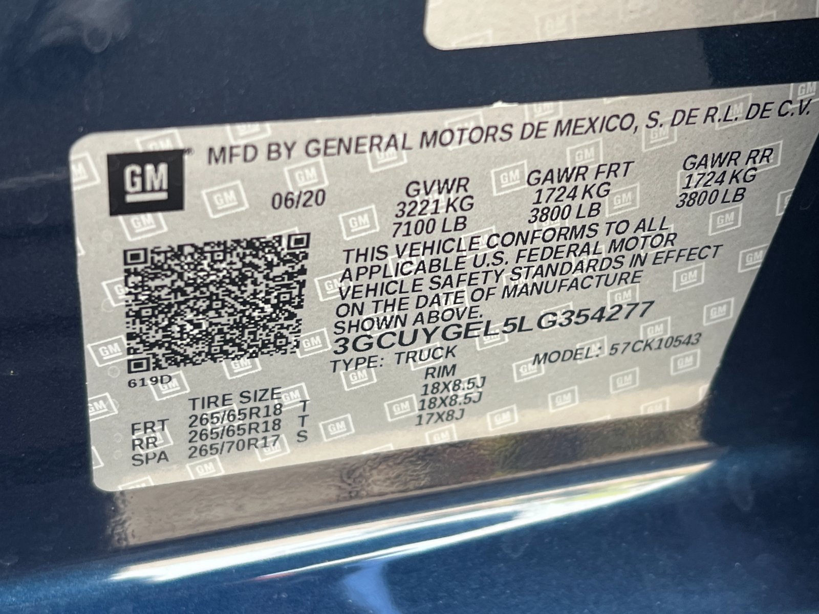 Used 2020 Chevrolet Silverado 1500 LTZ w/ LTZ Plus Package AWD/4WD image 28