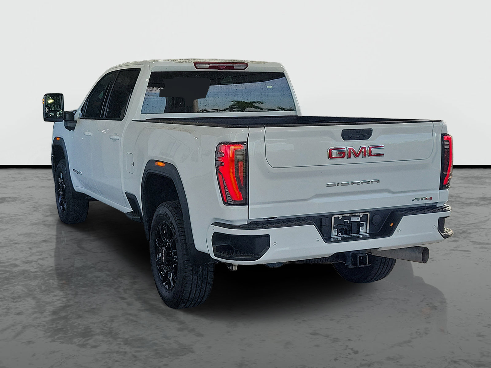 Used 2025 GMC Sierra 2500 AT4 AWD/4WD image 3
