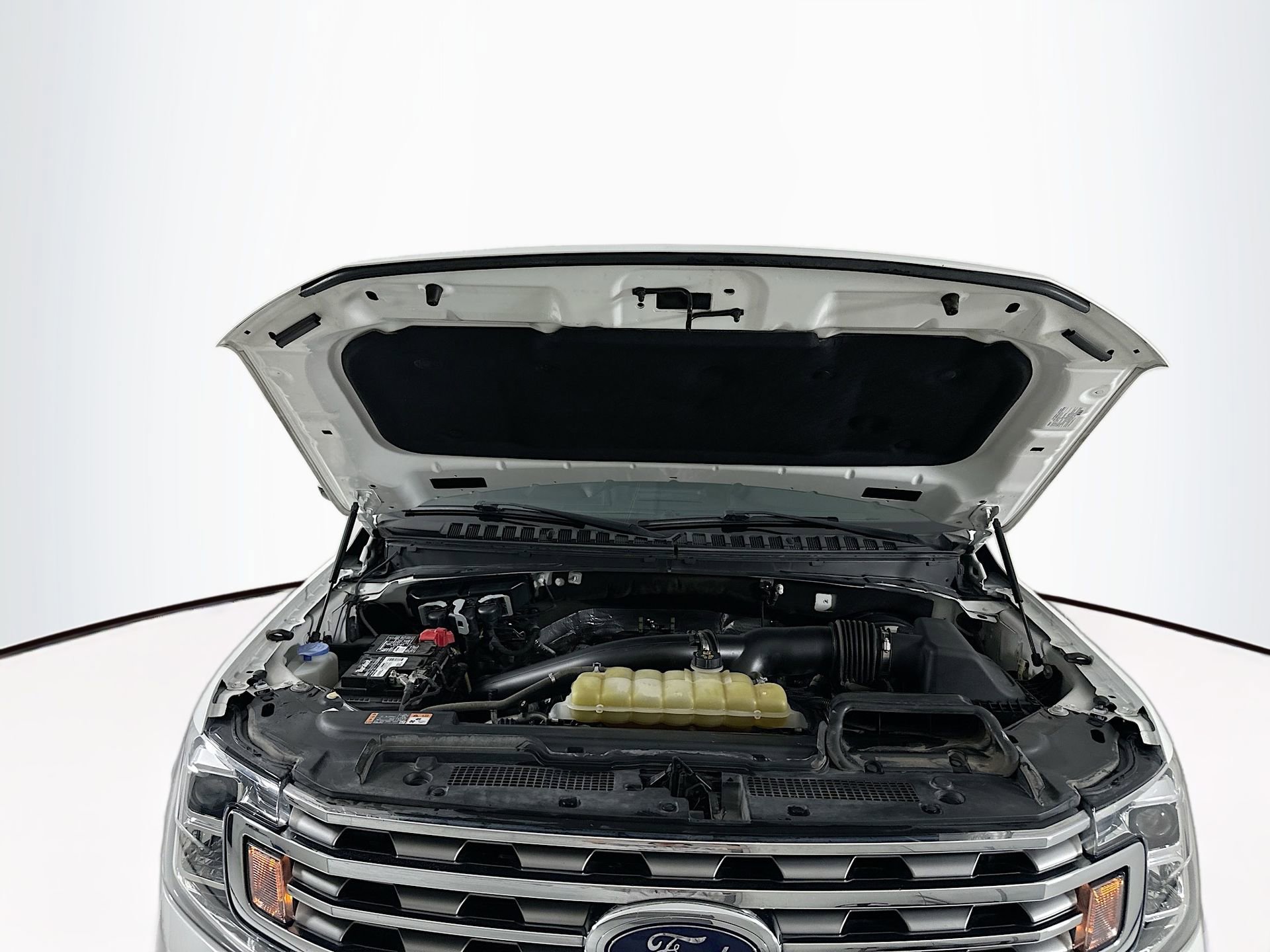 Used 2021 Ford Expedition Limited image 34