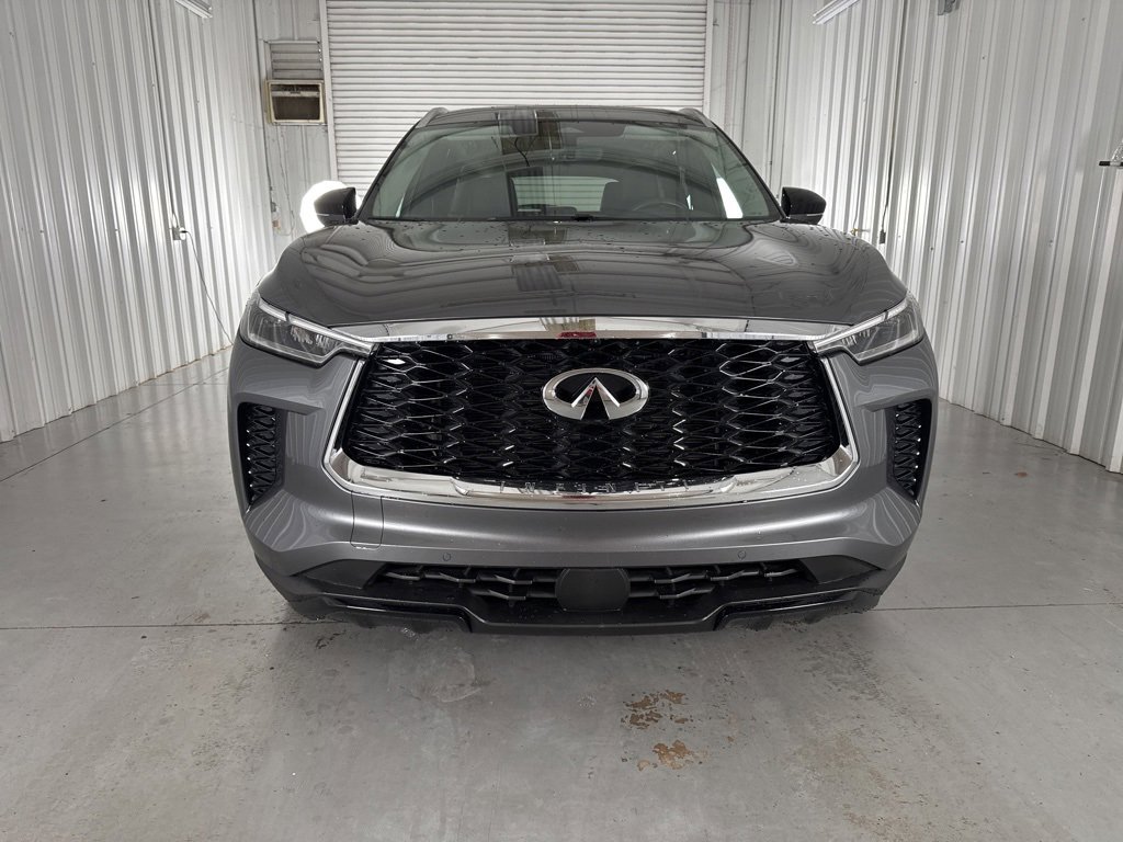 Certified 2024 INFINITI QX60 Luxe image 2