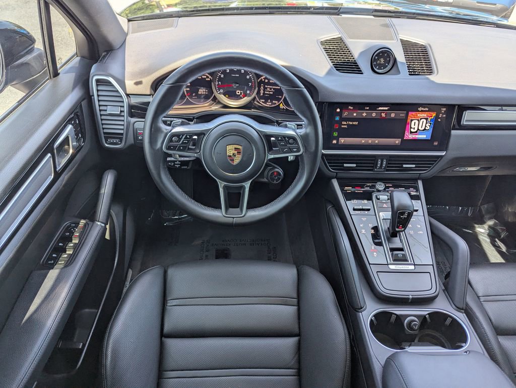 Used 2023 Porsche Cayenne Platinum Edition image 10