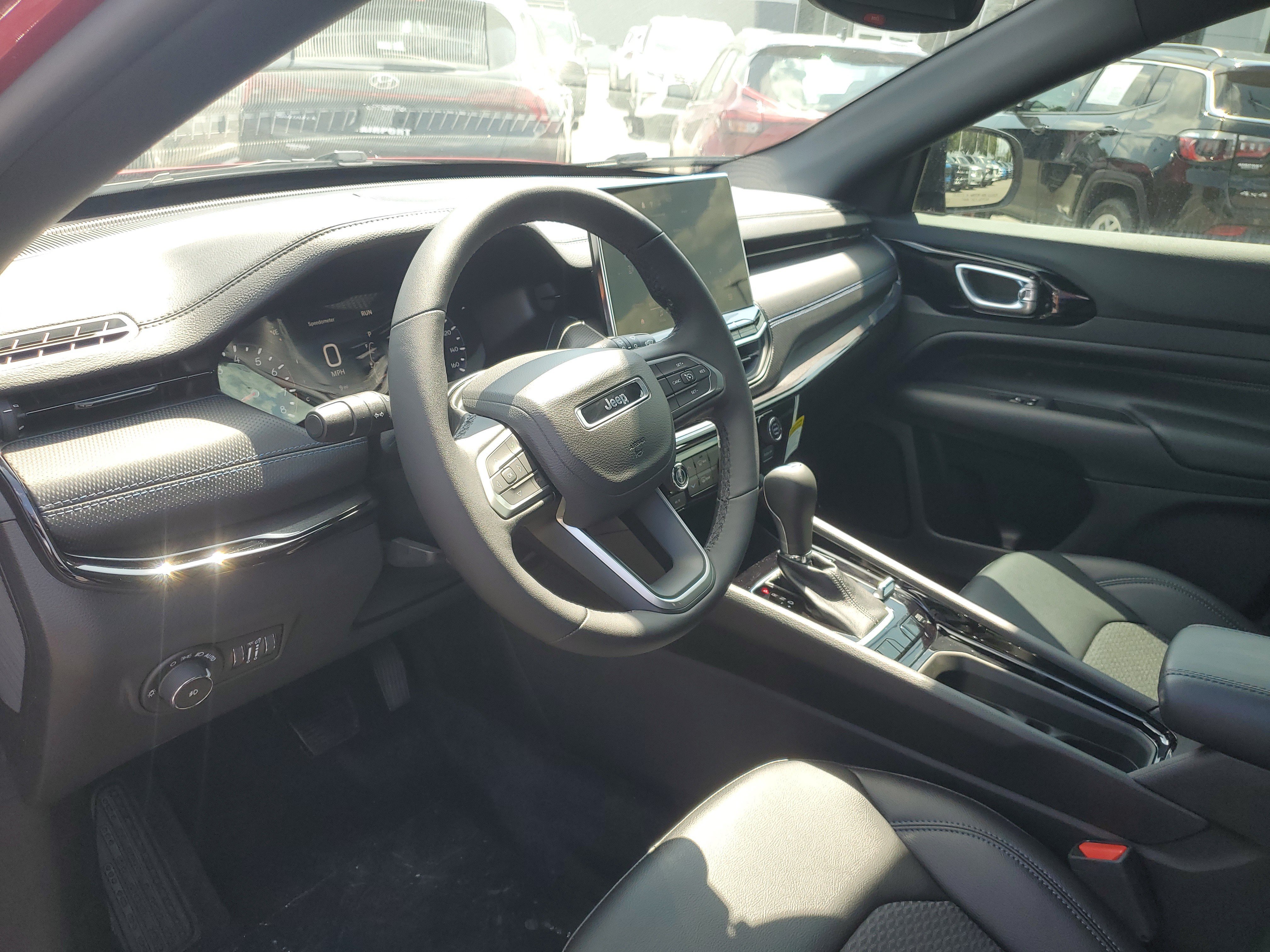 New 2026 Jeep Compass Latitude AWD/4WD image 13