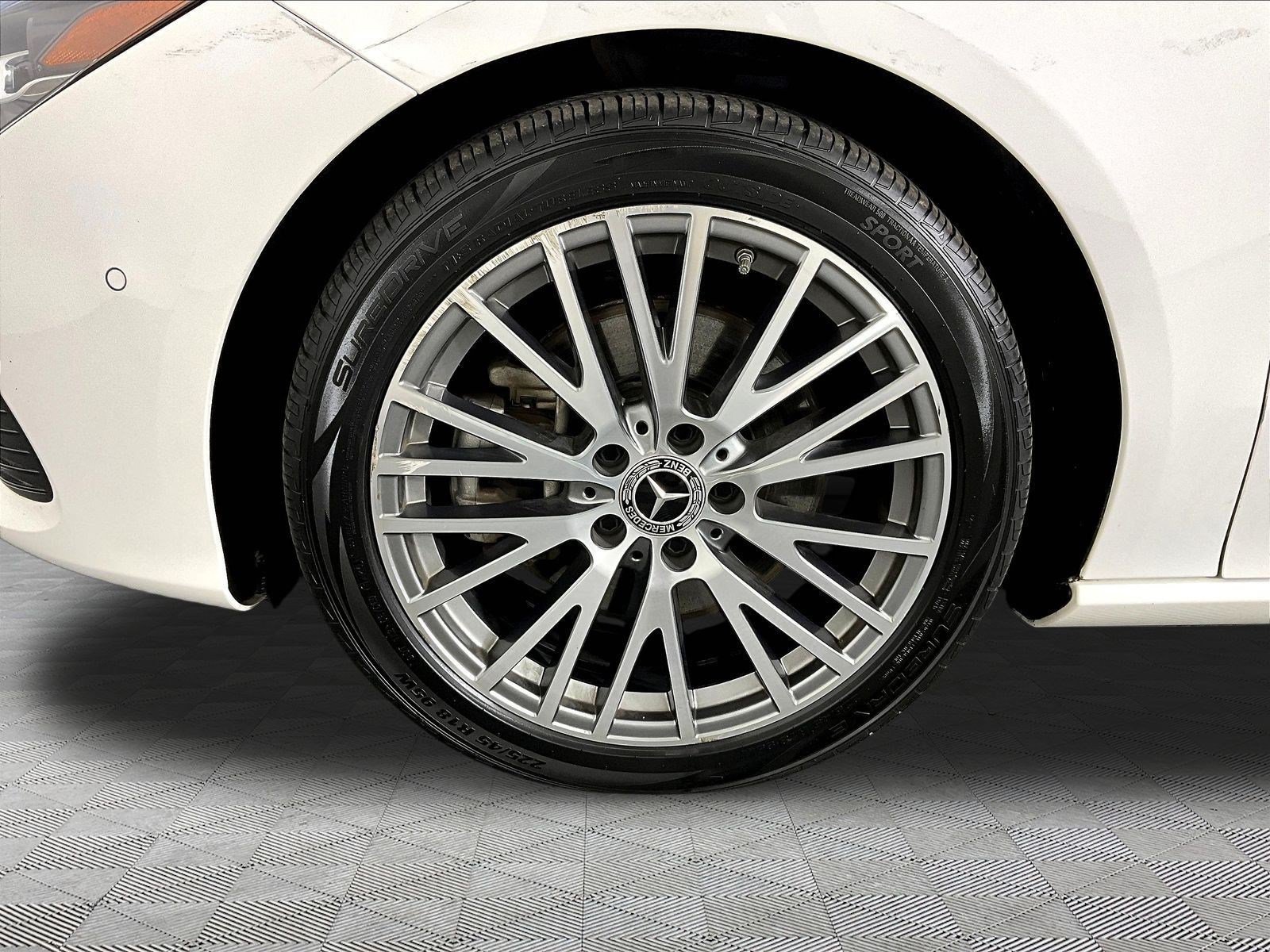 Used 2025 Mercedes-Benz CLA 250 4MATIC image 34