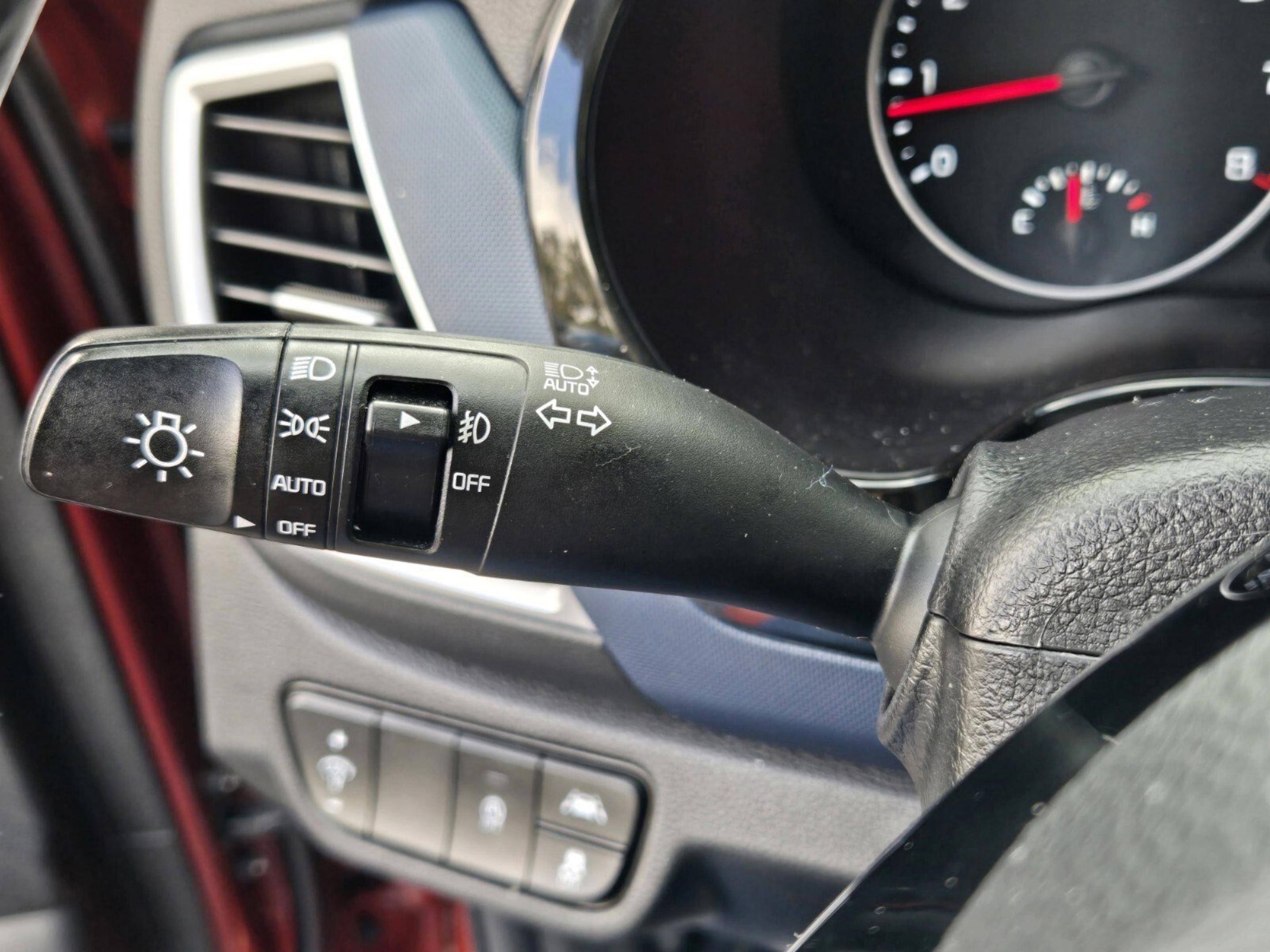 Used 2023 Kia Seltos S w/ Navigation Package image 48