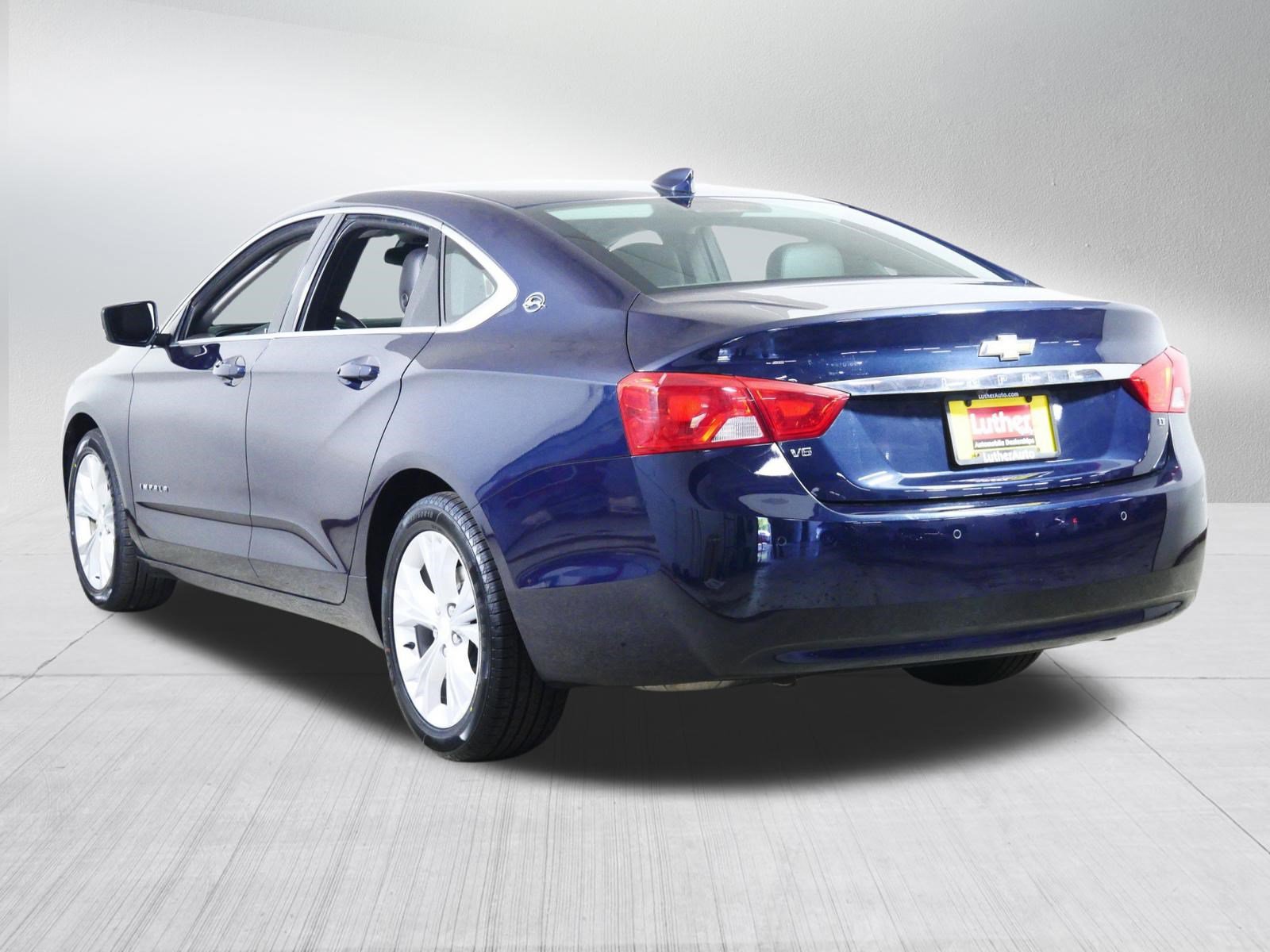 Used 2015 Chevrolet Impala LT w/ Convenience Package FWD image 5