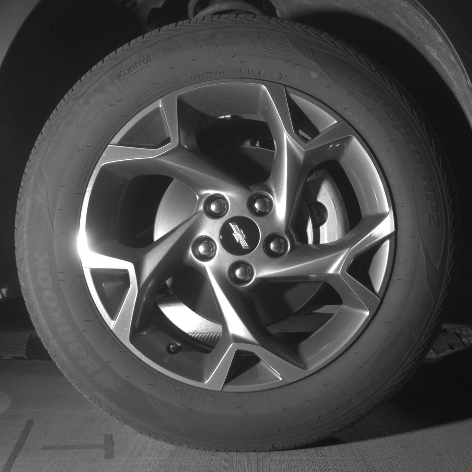 Used 2025 Chevrolet Trax LT FWD image 13