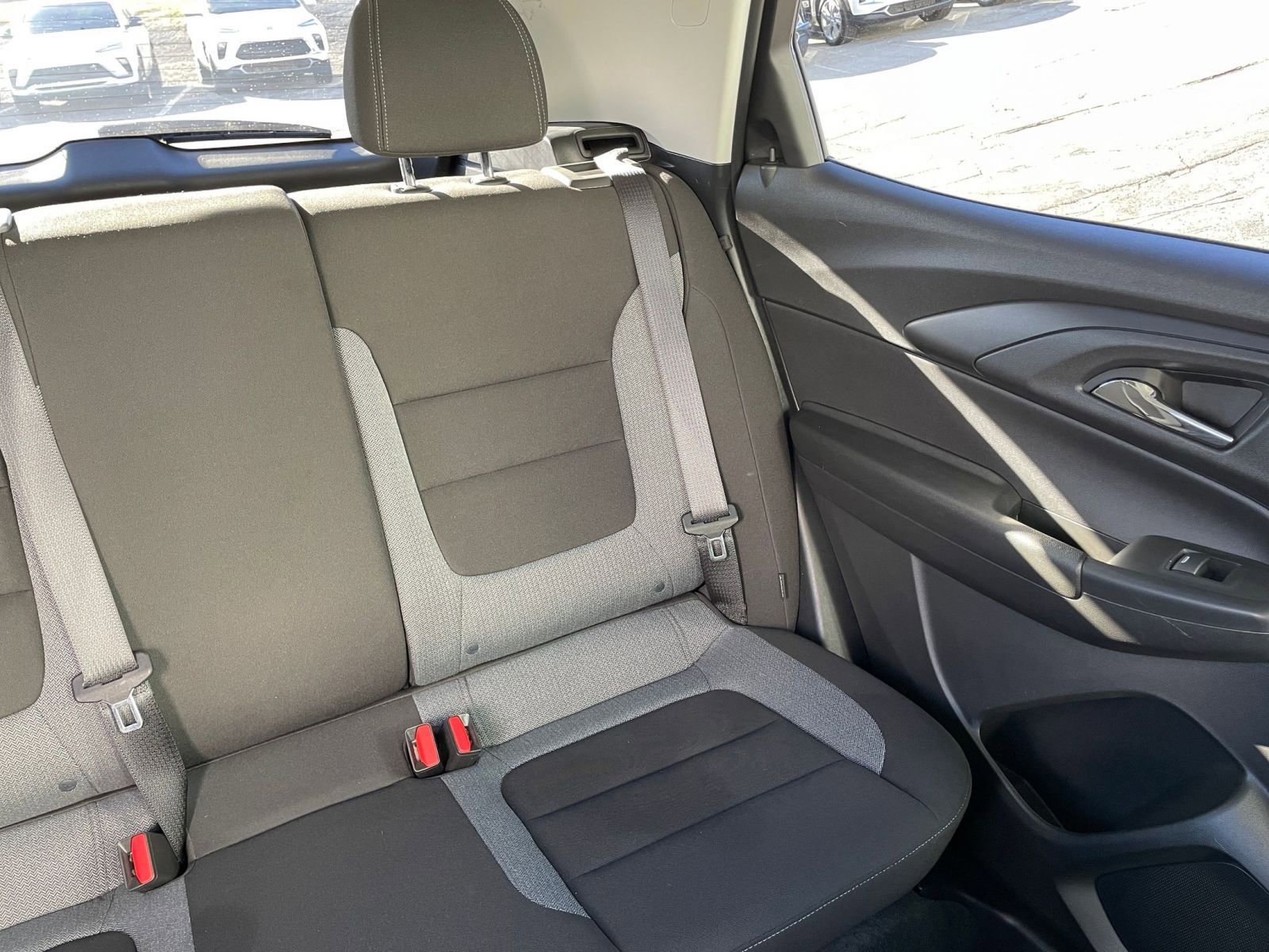 Used 2025 Chevrolet TrailBlazer LT image 35