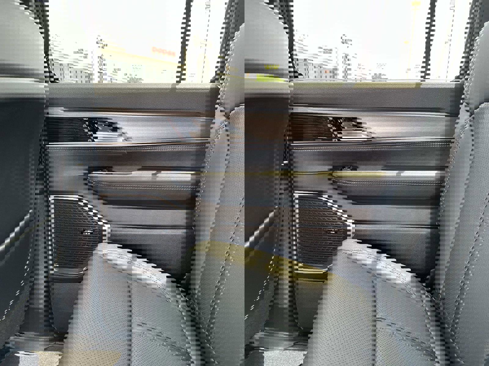 New 2025 Jeep Wagoneer Series II image 17