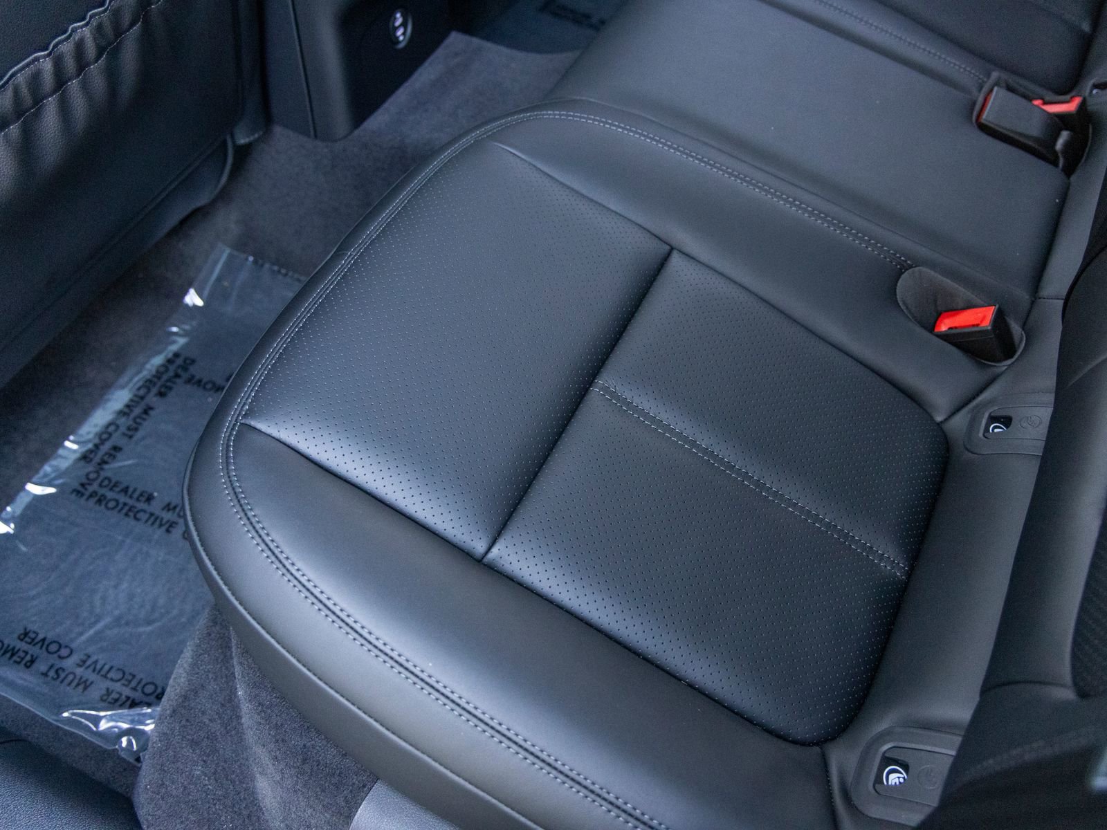 New 2026 Porsche Macan S image 40