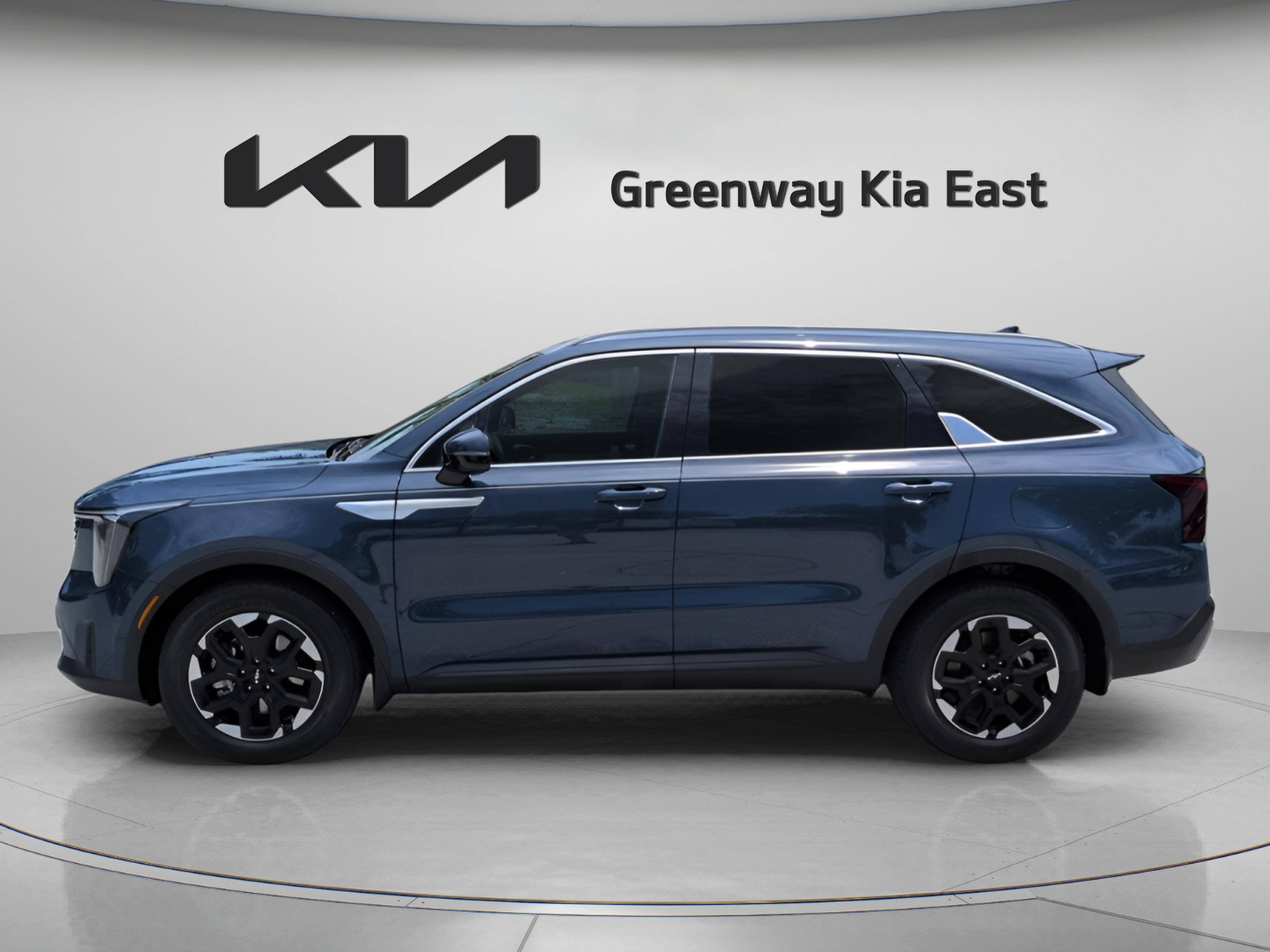 Certified 2025 Kia Sorento S w/ Panoramic Sunroof Package FWD image 9
