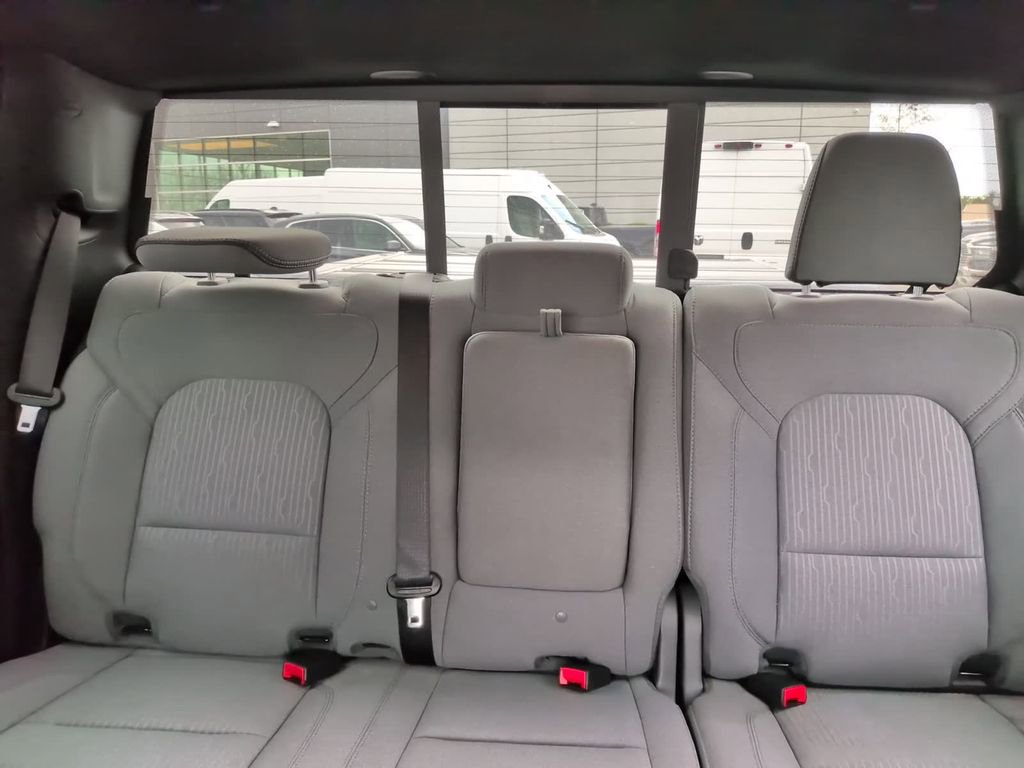 Used 2021 RAM 1500 Big Horn AWD/4WD image 31