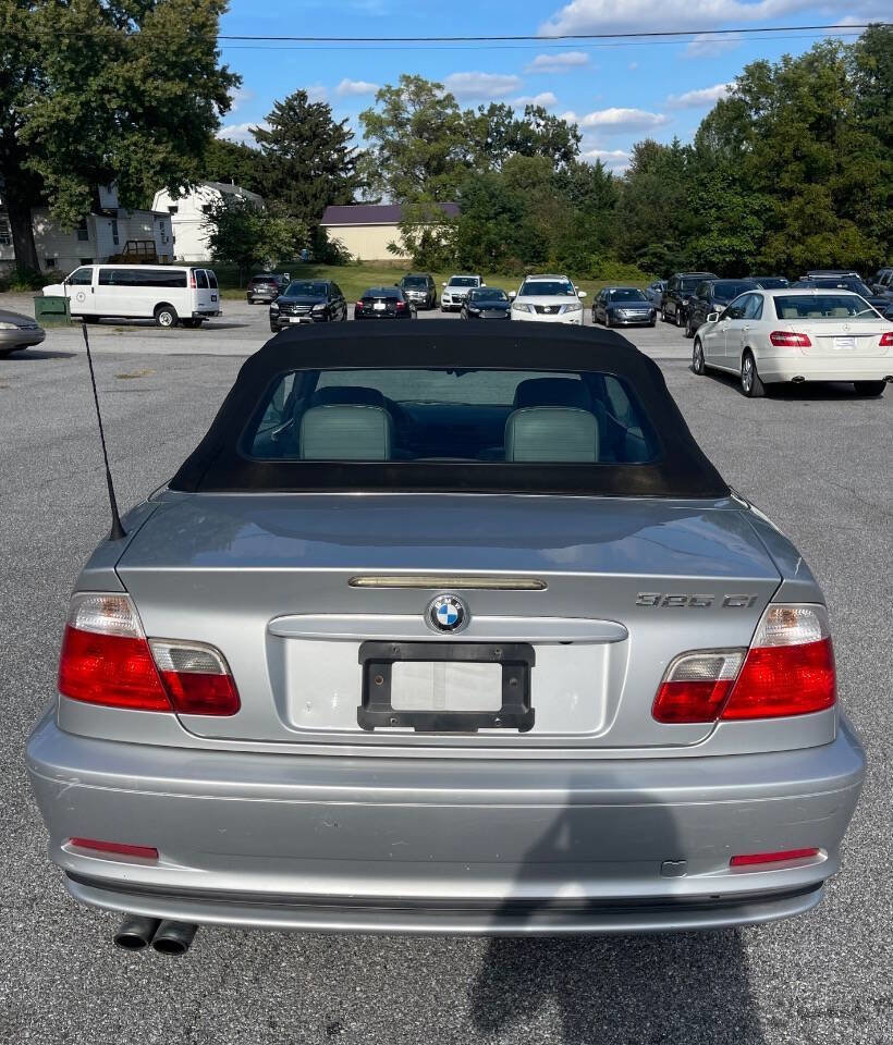 Used 2003 BMW 325Ci Convertible image 6